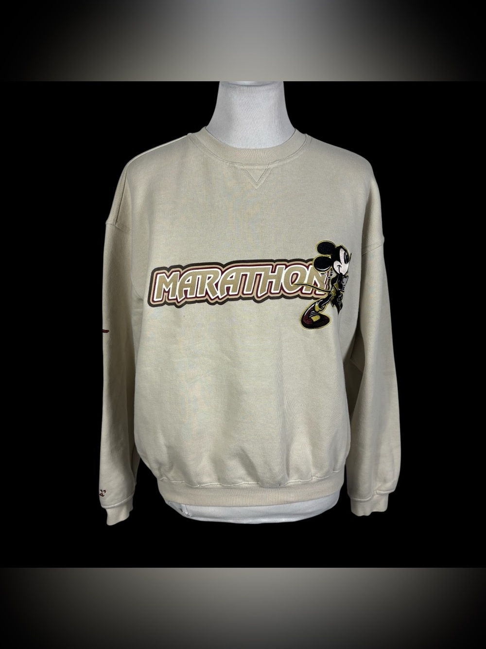 Disney World Marathon 2004 Embroidered Mickey Mouse Sweatshirt Sweater Small